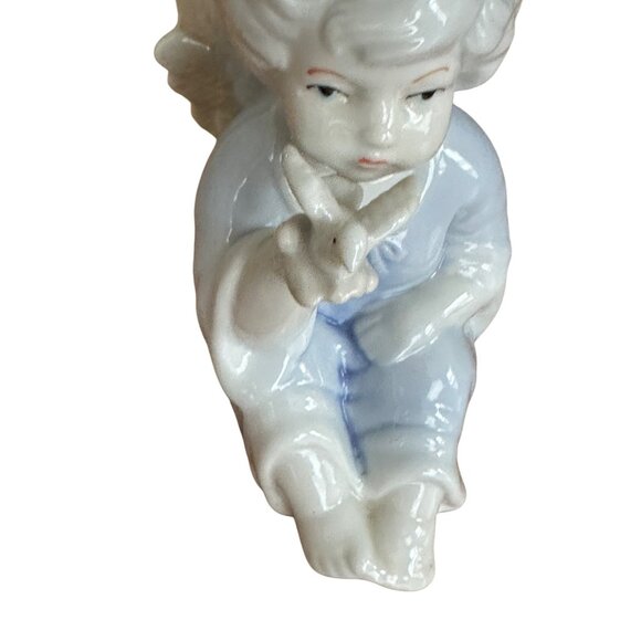 Porcelain Angel Cherub Crown Of Flowers Holding Dove Bird Figurine Home Decor - Picture 5 of 11